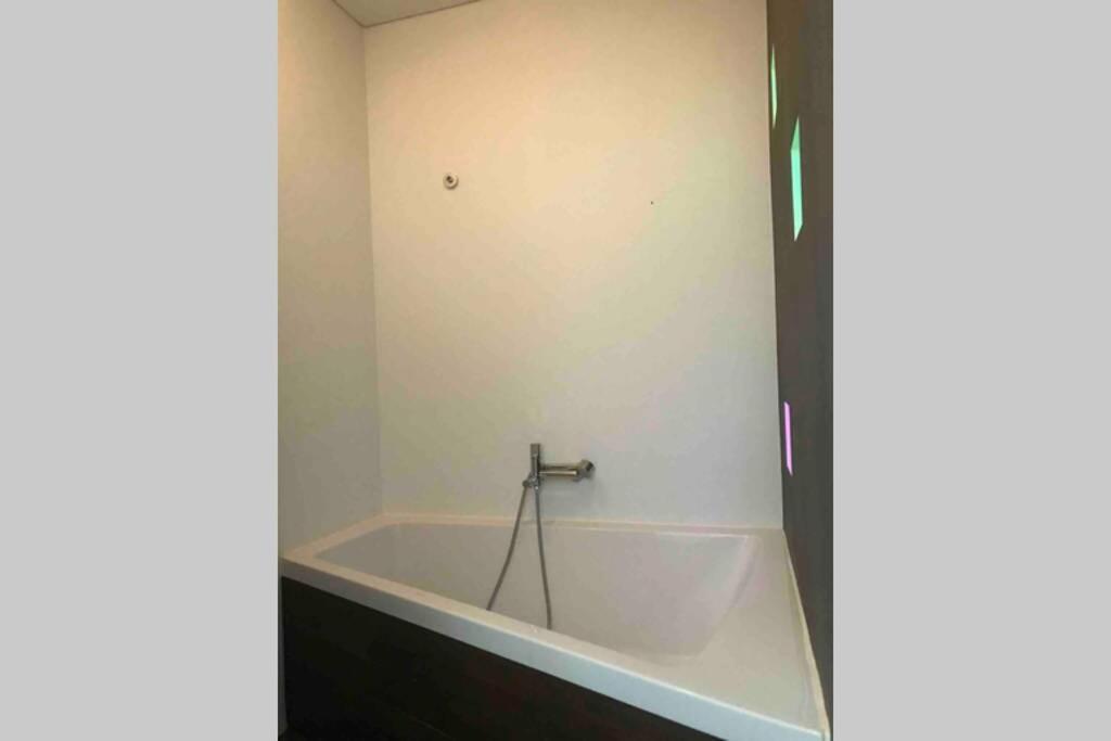 New Cozy Room With Private Bathroom Delft City P-Room 1 المظهر الخارجي الصورة