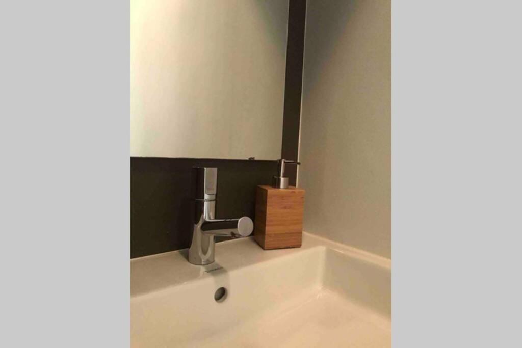 New Cozy Room With Private Bathroom Delft City P-Room 1 المظهر الخارجي الصورة